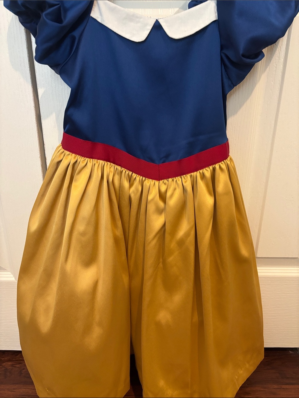 Janie and Jack disney snow white dress 6t - Picture 3 of 6